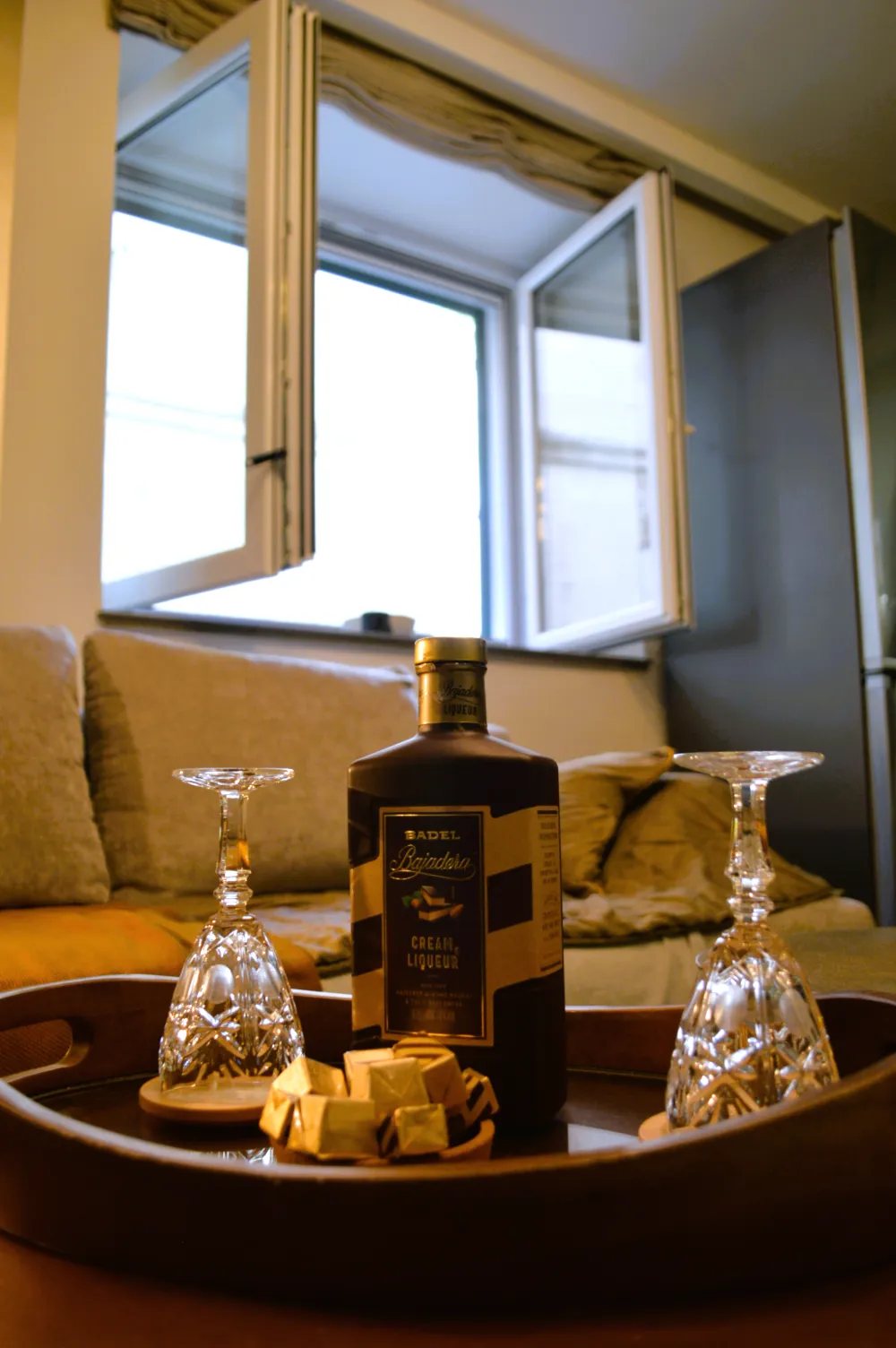 The welcome tray, with a drink and chocolate